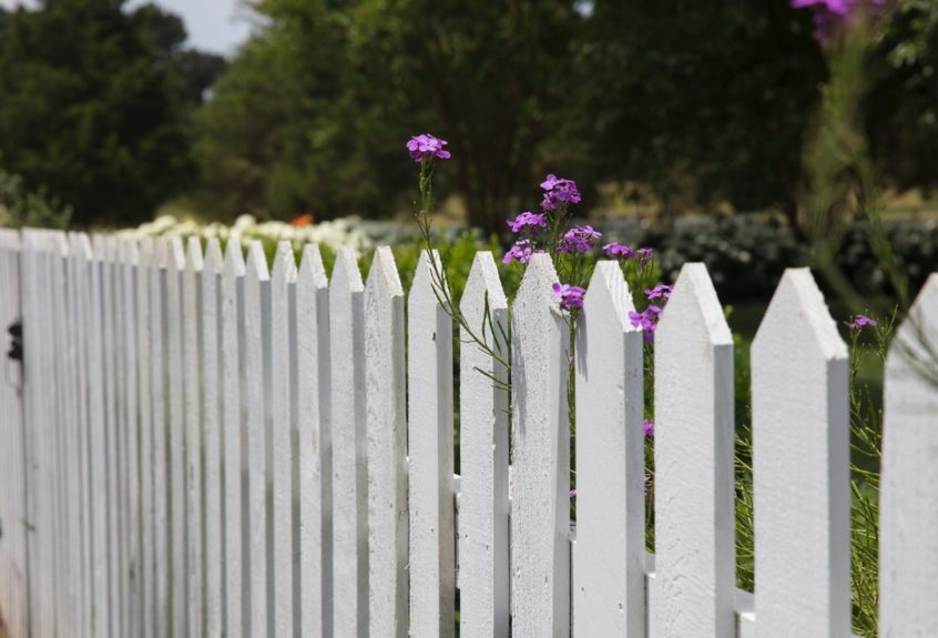 Picket Fence Market